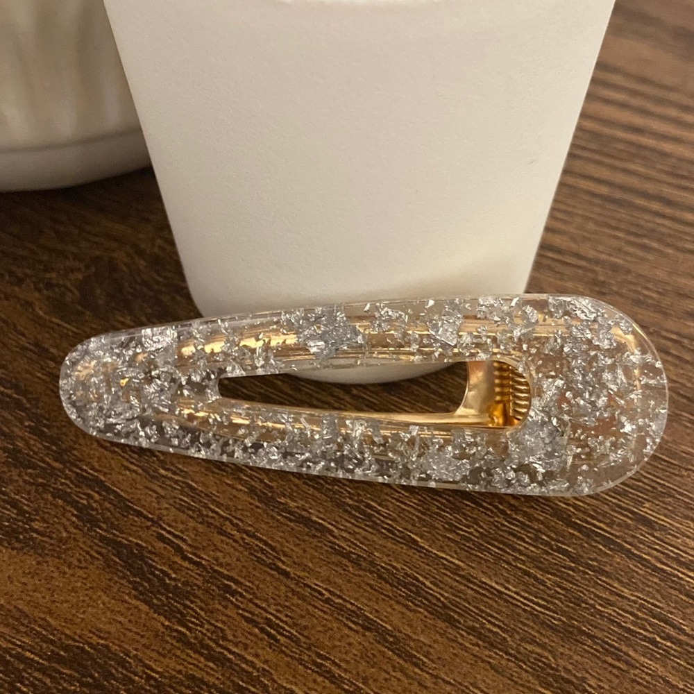 Hair clip